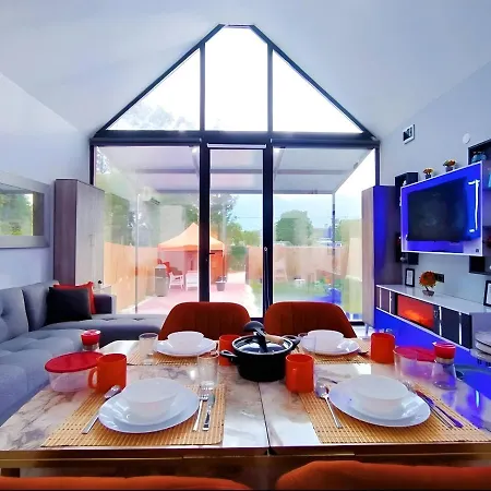 Villa Orange House Private Garden Terrace Hot Tub Mountain Views Konyaalti *