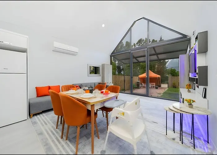 Orange House Private Garden Terrace Hot Tub Mountain Views Konyaalti