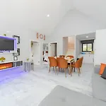 Orange House Private Garden Terrace Hot Tub Mountain Views Konyaalti Villa Antalya