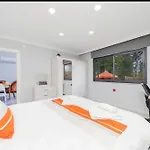 Villa Orange House Private Garden Terrace Hot Tub Mountain Views Konyaalti *